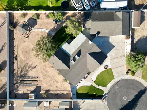2339 E Florian Cir, Mesa, AZ 85204 photo 5