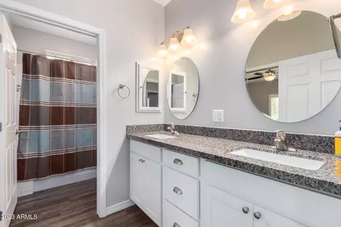 2339 E Florian Cir, Mesa, AZ 85204 photo 17