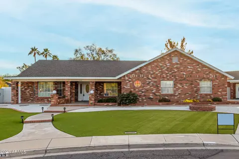 2339 E Florian Cir, Mesa, AZ 85204 photo 2