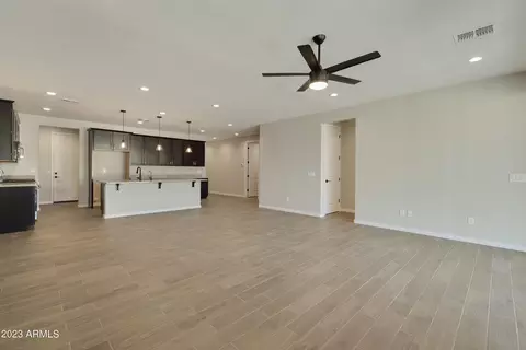 7634 W Odeum Ln, Phoenix, AZ 85043 photo 7