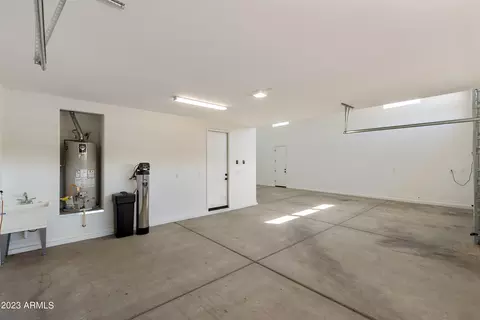 7634 W Odeum Ln, Phoenix, AZ 85043 photo 23