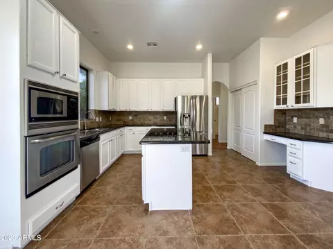 9564 E Grandview St, Mesa, AZ 85207 photo 6