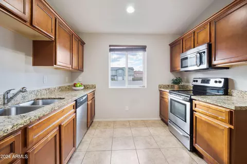 8025 S 5th Ave, Phoenix, AZ 85041 photo 6