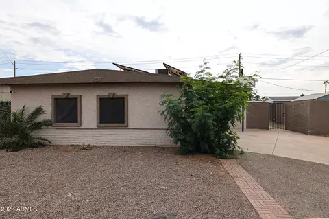 7539 W Sheila Ln, Phoenix, AZ 85033