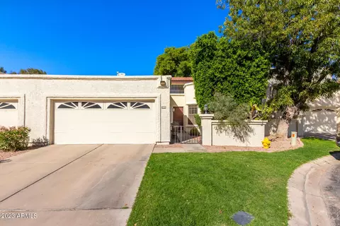 1906 E Vinedo Ln, Tempe, AZ 85284