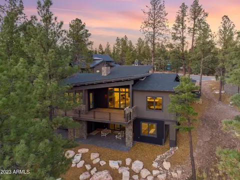 2685 S Pinyon Jay Dr, Flagstaff, AZ 86005