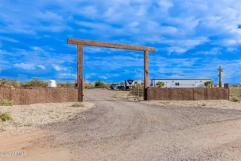 38219 N 250th Ave, Morristown, AZ 85342