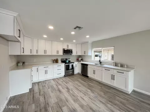 6767 W Ocotilla Ln, Peoria, AZ 85345
