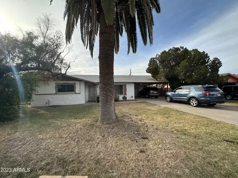 1084 N Dakota St, Chandler, AZ 85225