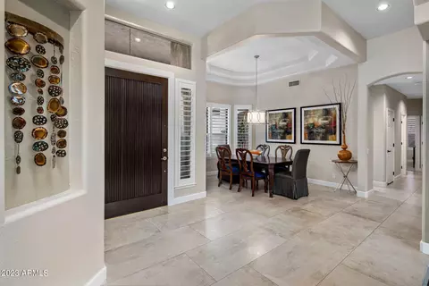 753 E Desert Flower Ln, Phoenix, AZ 85048 photo 6