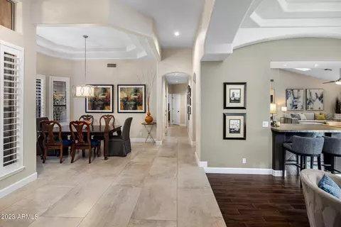753 E Desert Flower Ln, Phoenix, AZ 85048 photo 7
