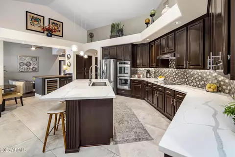 753 E Desert Flower Ln, Phoenix, AZ 85048 photo 12