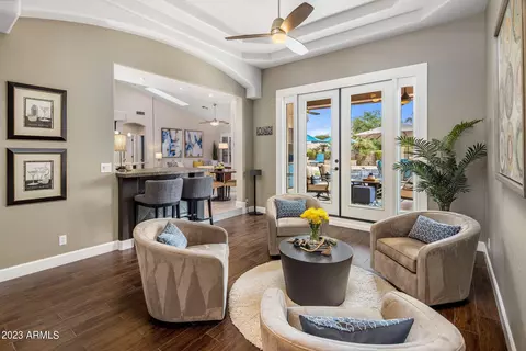 753 E Desert Flower Ln, Phoenix, AZ 85048 photo 8
