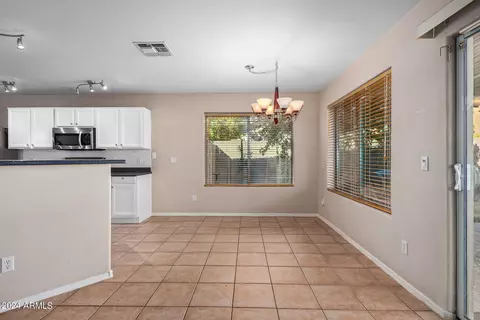 2226 E Parkside Ln, Phoenix, AZ 85024 photo 17