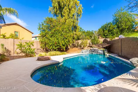 2226 E Parkside Ln, Phoenix, AZ 85024 photo 3