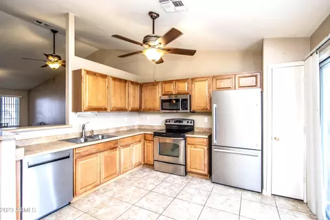 1043 W 15th Ln, Apache Junction, AZ 85120 photo 9