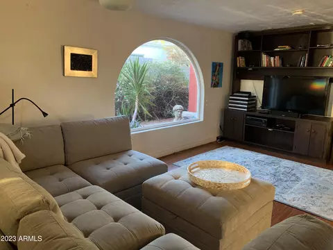 4311 N 15th Dr, Phoenix, AZ 85015 photo 4