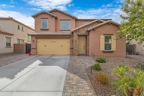 1993 E Hazeltine Way, Gilbert, AZ 85298