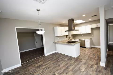 4443 E Almeria Rd, Phoenix, AZ 85008 photo 3