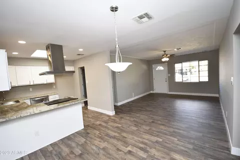 4443 E Almeria Rd, Phoenix, AZ 85008 photo 5