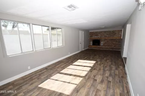 4443 E Almeria Rd, Phoenix, AZ 85008 photo 8