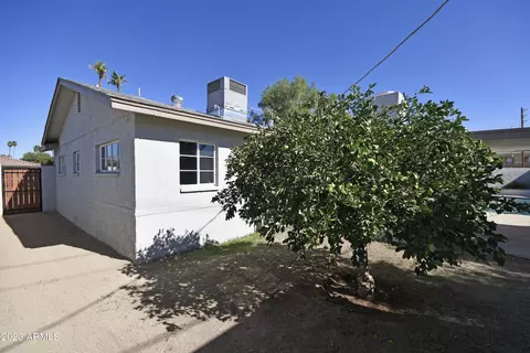 4443 E Almeria Rd, Phoenix, AZ 85008 photo 19