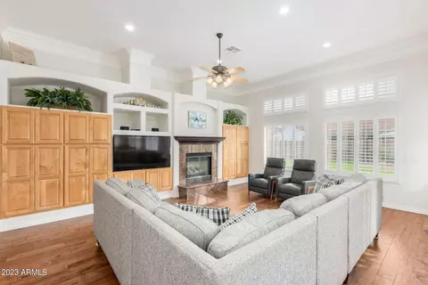 477 E Bridle Way, Gilbert, AZ 85295 photo 5