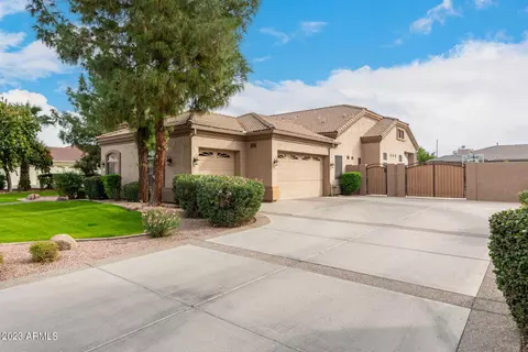 477 E Bridle Way, Gilbert, AZ 85295 photo 2