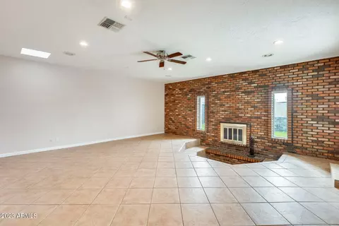 1629 El Parque Dr, Tempe, AZ 85282 photo 4