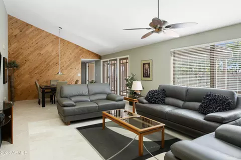 1719 E Diamond Dr, Tempe, AZ 85283 photo 4