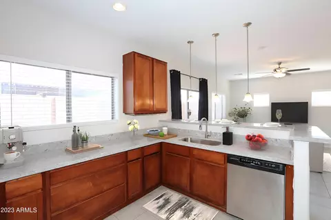 2929 N 37th St #10, Phoenix, AZ 85018 photo 12
