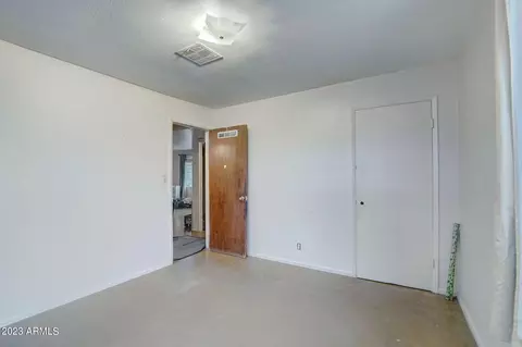 1750 E Pleasant Ln, Phoenix, AZ 85042 photo 35