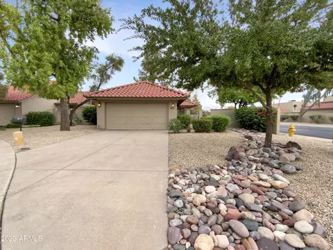 12425 S Oneida Ct, Phoenix, AZ 85044