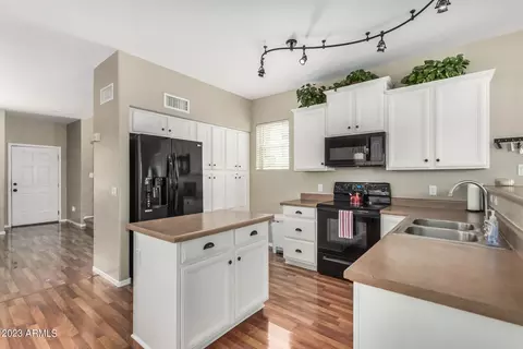 4150 E Gail Dr, Gilbert, AZ 85296 photo 9
