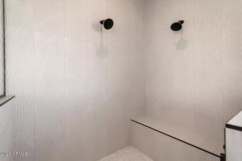 Bath - 222 E Tumbleweed Dr, Phoenix, AZ 85085 photo 3 of 7