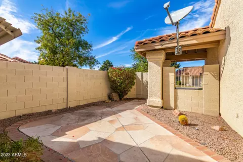 1049 E Chilton Dr, Tempe, AZ 85283 photo 3