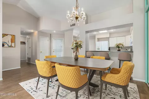 1049 E Chilton Dr, Tempe, AZ 85283