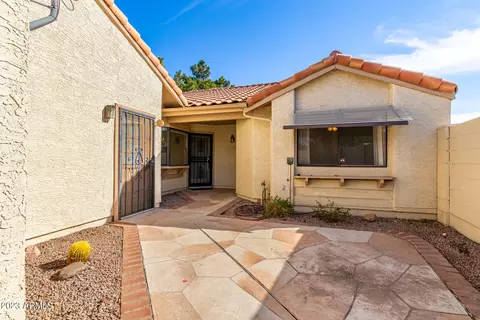 1049 E Chilton Dr, Tempe, AZ 85283 photo 5