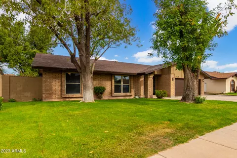3938 W Voltaire Ave, Phoenix, AZ 85029 photo 2