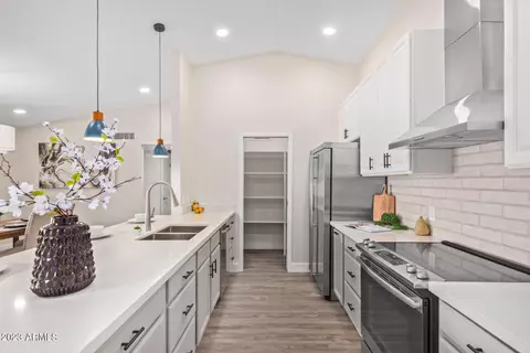3938 W Voltaire Ave, Phoenix, AZ 85029 photo 5
