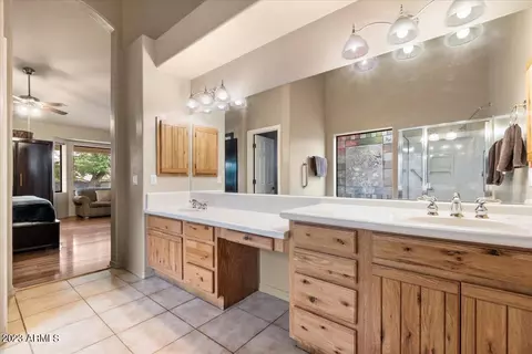 16042 N 10th St, Phoenix, AZ 85022 photo 16