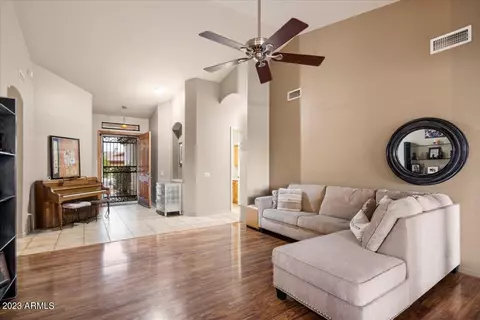 16042 N 10th St, Phoenix, AZ 85022 photo 9