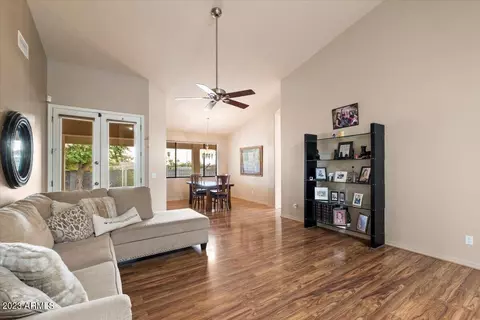 16042 N 10th St, Phoenix, AZ 85022 photo 8