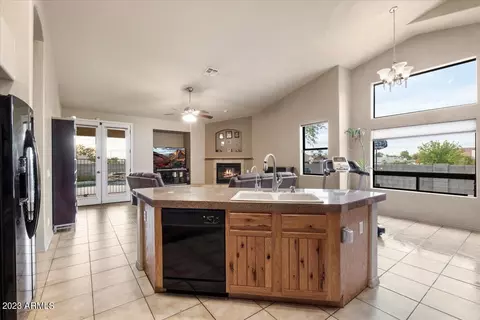 16042 N 10th St, Phoenix, AZ 85022 photo 5