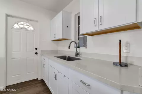 3308 E Yale St, Phoenix, AZ 85008 photo 6