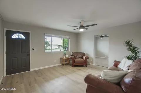 3108 W Windrose Dr, Phoenix, AZ 85029 photo 3