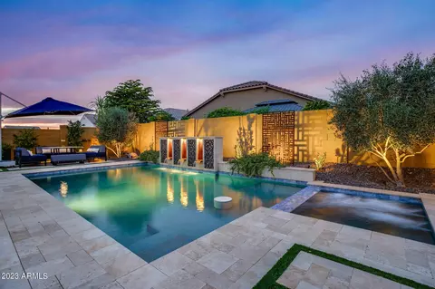 8738 W Rancho Dr, Glendale, AZ 85305