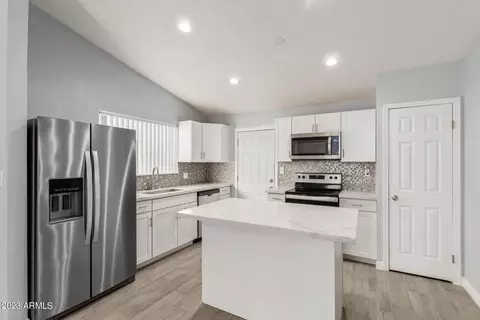 8502 N 37th Ave, Phoenix, AZ 85051