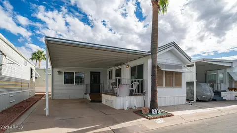 960 Oxide Dr, Apache Junction, AZ 85119