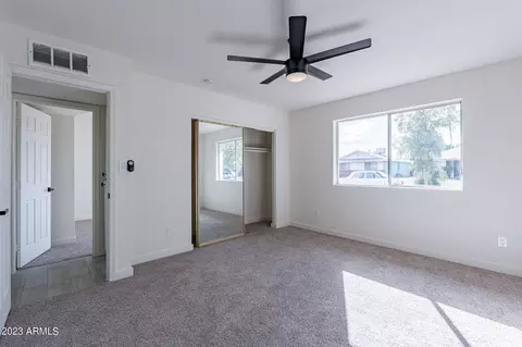 2338 E Shaw Butte Dr, Phoenix, AZ 85028 photo 17